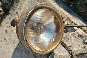 Faro d'epoca motobi