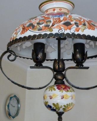 Lampadari e lampada da tavolo