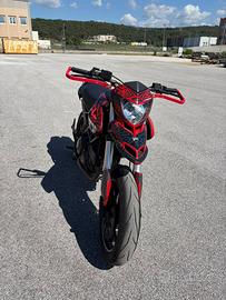 Hypermotard 796