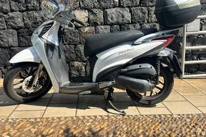 Kymco People One 125