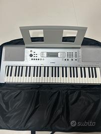 tastiera Jamaha YPT-370
