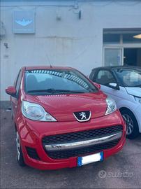 Peugeot 107 1.0 68CV 5p. Sweet Years