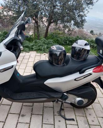 Scooter Piaggio X7