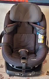 Seggiolino auto Bebe Confort AxissFix girevole