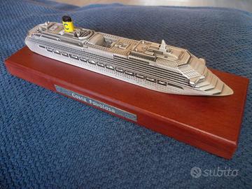 Modellino Costa Favlosa Costa Mediterranea