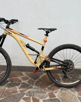 kellys swag 30 29"  (trattabili)
