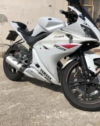 RICAMBI USATI PER YAMAHA YZF 125R 2009