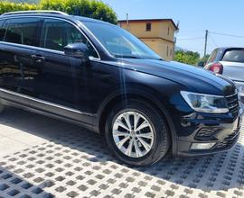 Volkswagen Tiguan 2.0 TDI SCR DSG Business BlueMot