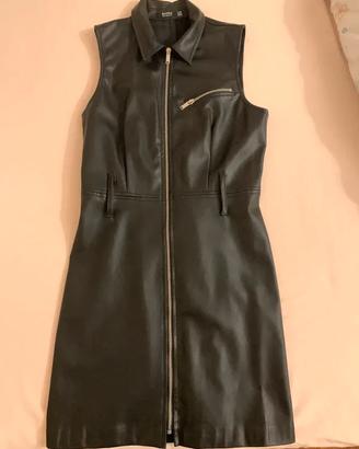 Abito corto similpelle con cerniera