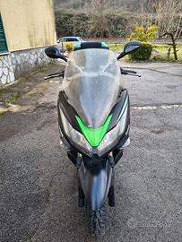 Scooter Kawasaki J300 ABS - anno 2017