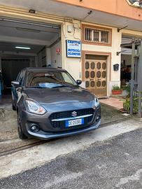 Suzuki swift benzina ibrida