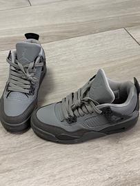 Jordan 4 tg.37,5 nuove