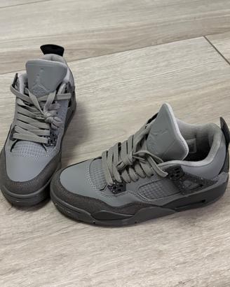 Jordan 4 tg.37,5 nuove
