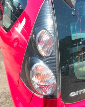 CITROEN C1 2010 STOP POSTERIORE SX/DX