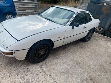 Porsche 924