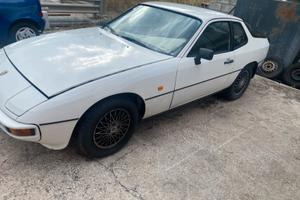 Porsche 924