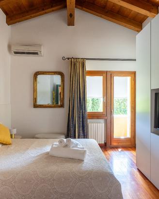 Camera con bagno in suite