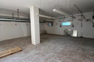 Locale deposito 100 mq piano terra doppio accesso