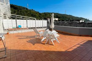 Fratte appartamento arredato con terrazzo