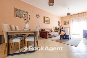 APPARTAMENTO DI AMPIA METRATURA RISTRUTTURATO