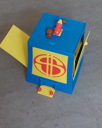 Deposito Zio Paperone gadget Topolino 2004