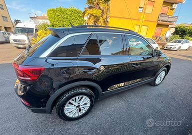 VOLKSWAGEN T-Roc 2022 1.5 tsi Style dsg
