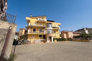 4 LOCALI A CORIGLIANO-ROSSANO