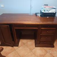 scrivania legno massello e sedia