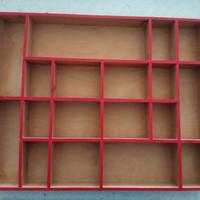 Porta oggetti in legno