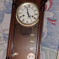 Orologio a pendolo meccanico € 50