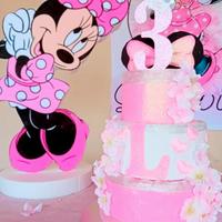 Torta e polistirolo per festa tema Minnie 