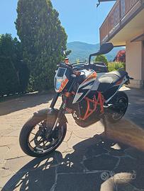Ktm Duke 690 R ABS 2014