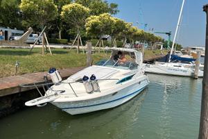 Bayliner 2755 entro fuoribordo diesel Mercruiser 