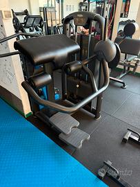 Glute machine technogym
