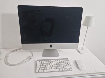 Apple iMac 21.5"