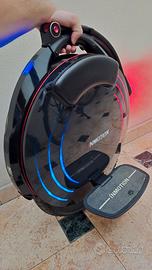 INMOTION V 10F  MONORUOTA - NUVO USATO 3-4 VOLTE 