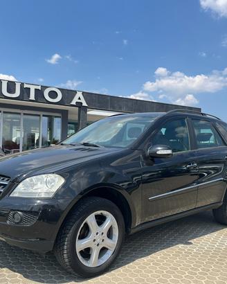 MERCEDES-BENZ ML 280 CDI Sport