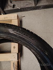 Gomme BMW 245-35-20 Pirelli cinturato