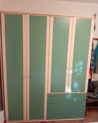 Armadio 4 ante 180x220x57