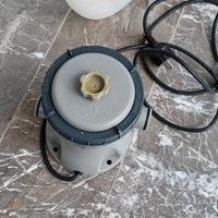 Pompa filtro piscina Bestway 58381 usata con tubi