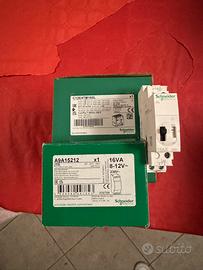 SCHNEIDER lotto materiale elettrico NUOVO