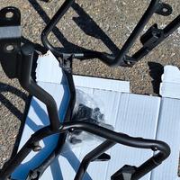 PLX1146  KL1146 GIVI PORTAVALIGIE LATERALE MONOKEY