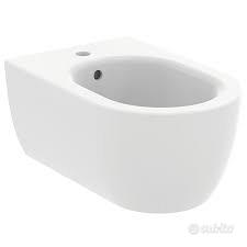 BIDET SOSPESO