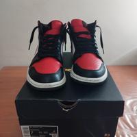 Jordan 1 ROSSE-NERO-BIANCO