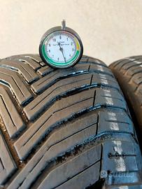 225 40 18 92Y Michelin Usato Controllato 
