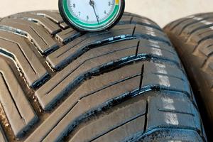 225 40 18 92Y Michelin Usato Controllato 