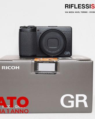 USATO RICOH GRIIIX (3.394 SCATI)