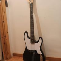 Basso Eko + Custodia + Amplificatore