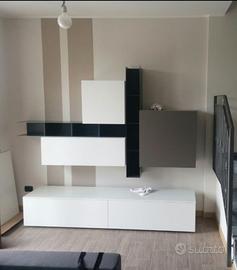Mobili moderni salotto TV e pensili