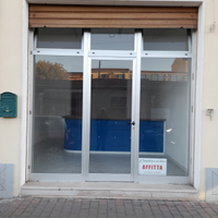 Fondo commerciale uso ufficio o negozio
